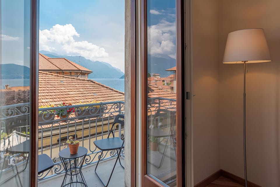 View (from property/room), Balcony/Terrace, Balcony/Terrace, Lake view, Lake view