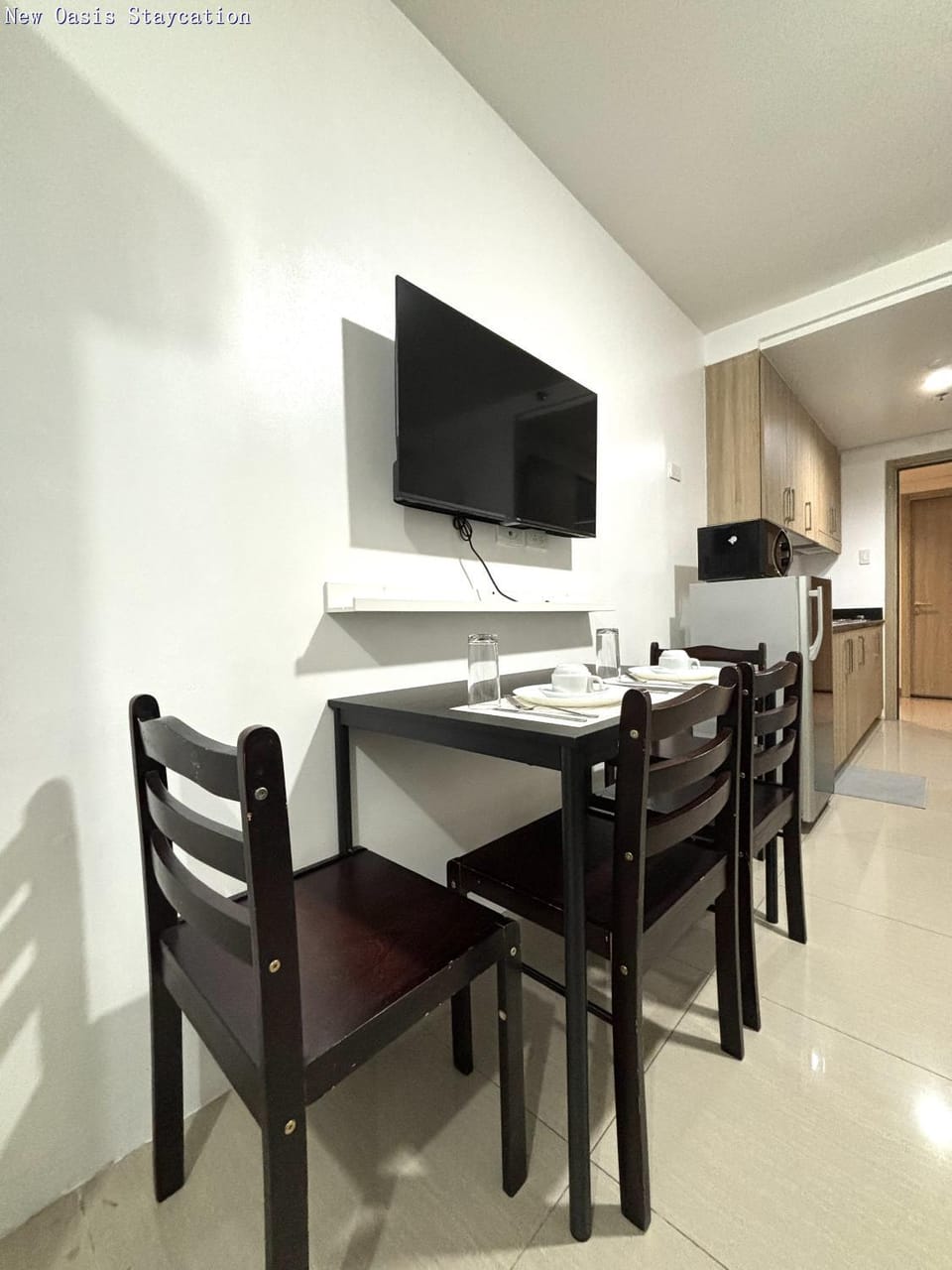 TV and multimedia, Kitchen or kitchenette, Dining area, Evening entertainment
