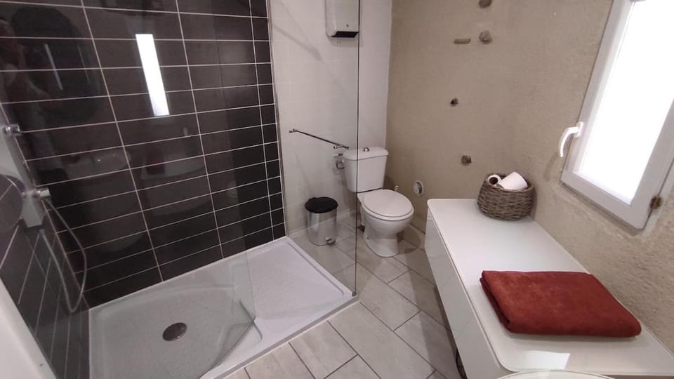 Appartement cosy avec terrasse Apartment in Nouvelle-Aquitaine