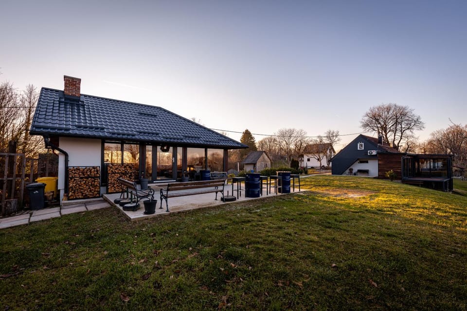 Natural landscape, Area and facilities, Family, fireplace