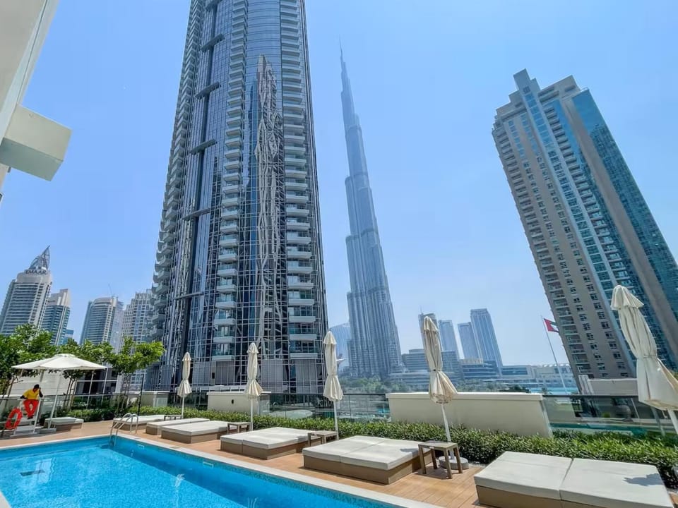 Property building, Pool view, Swimming pool