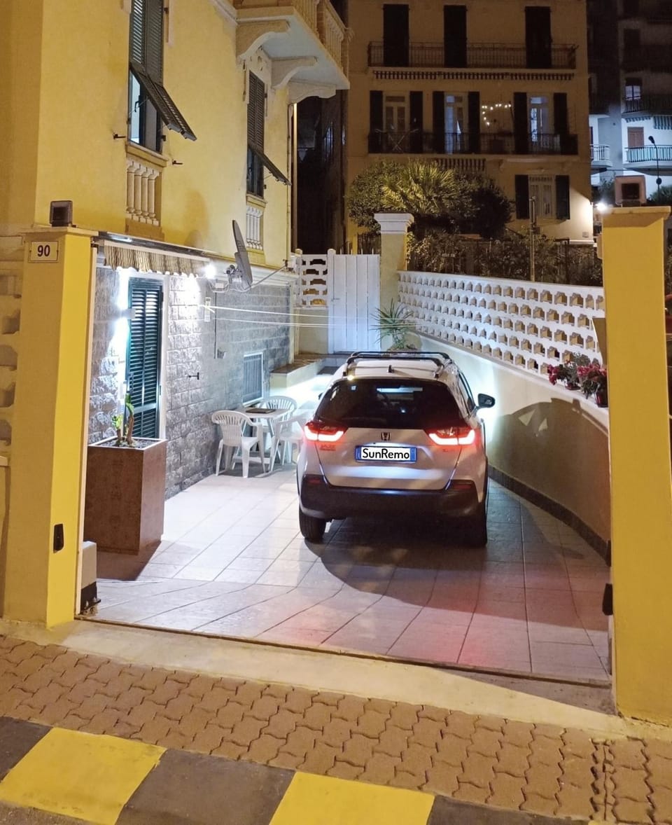 Property building, Parking