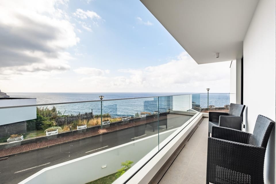 View (from property/room), View (from property/room), Balcony/Terrace
