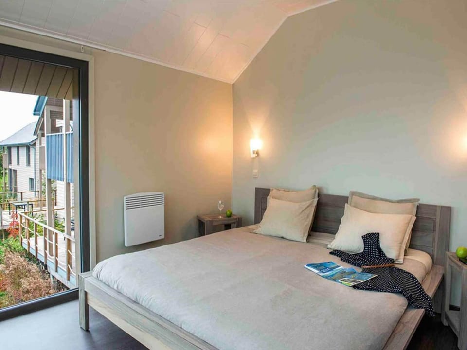 Property building, Bedroom