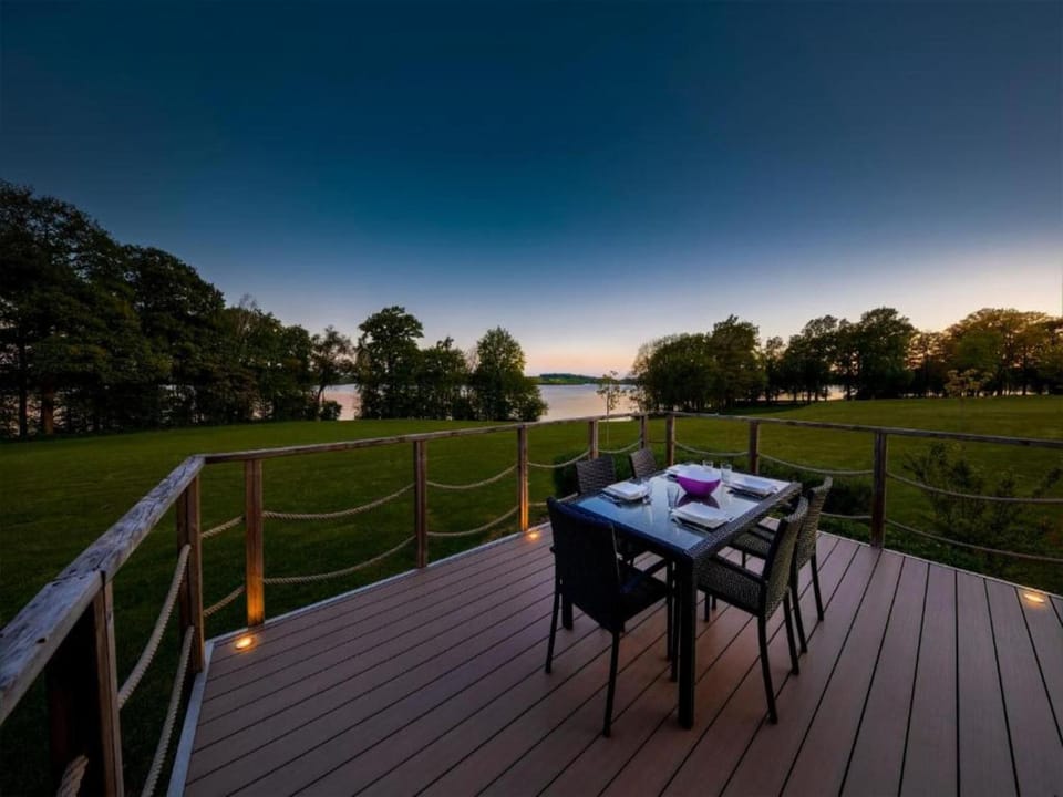 Property building, Balcony/Terrace