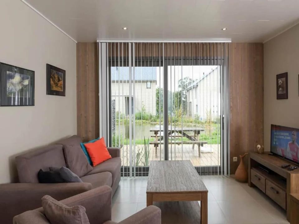 Living room, Decorative detail