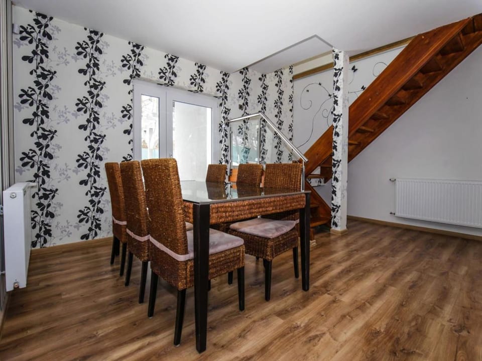 Property building, Other, Dining area