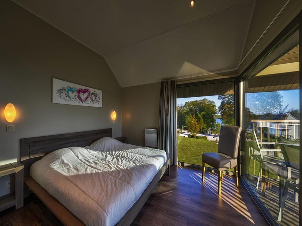 Property building, Bedroom