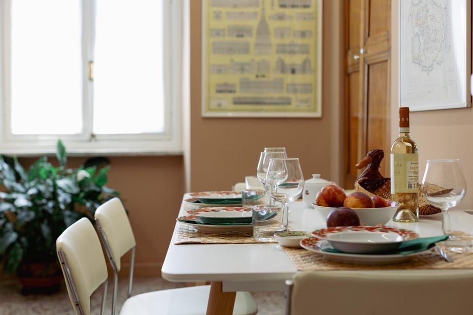 Dining area, kitchen