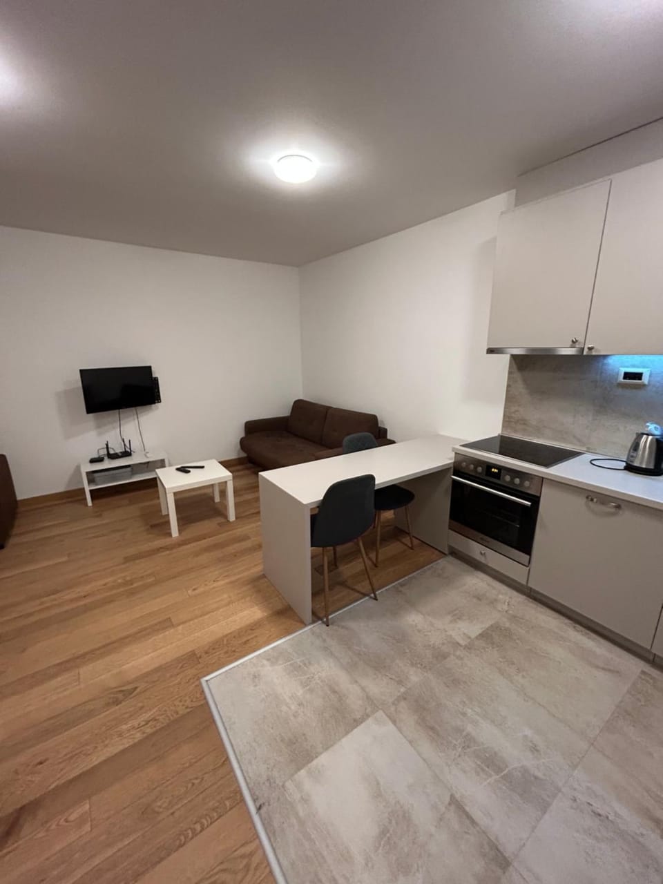 TV and multimedia, Dining area