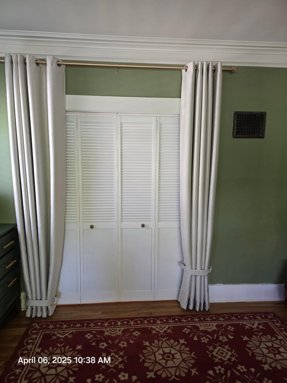 Communal lounge/ TV room, soundproof