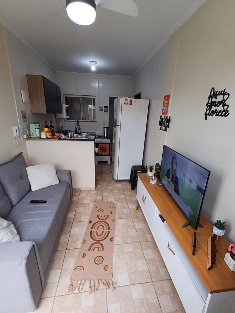 Casa linda e confortável na Penha RJ Próximo ao Ciaa Marinha Cefan Advec Casa do Marinheiro Lespan e Aeroporto internacional Apartment in Rio de Janeiro