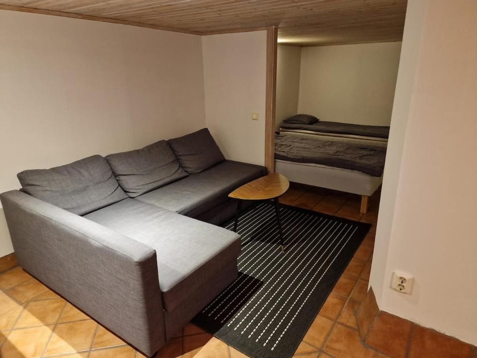 Egen källarlägenhet i Växjö C Apartment in Sweden