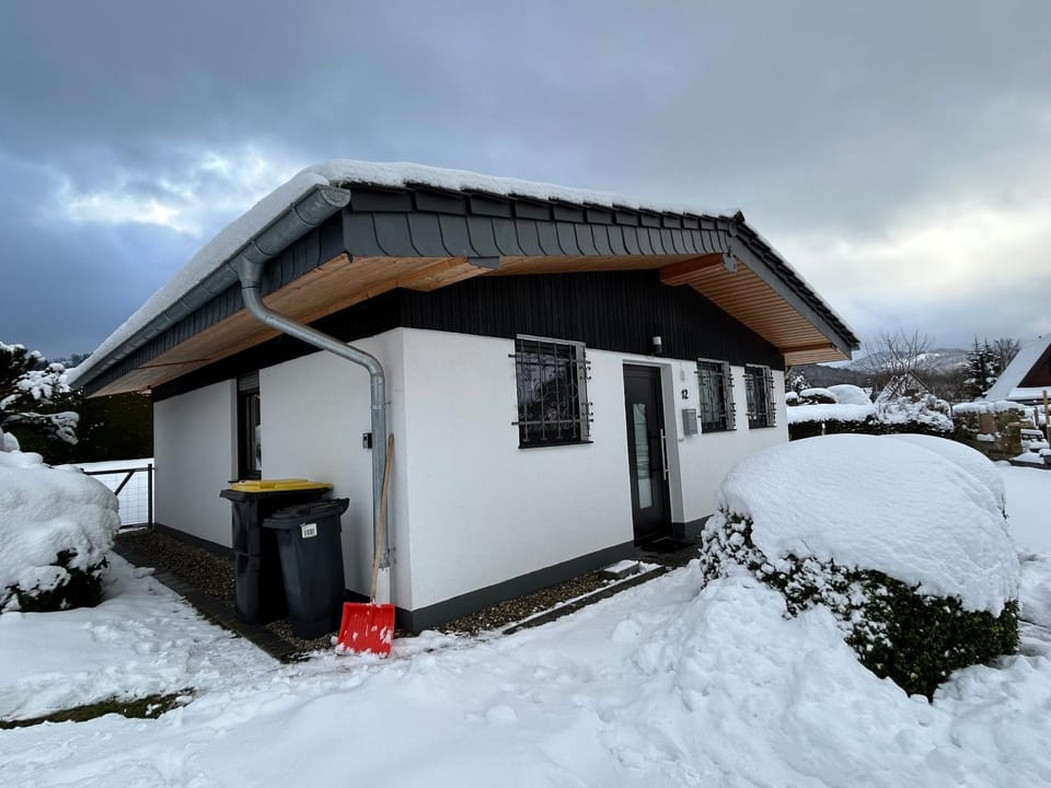 Property building, Winter
