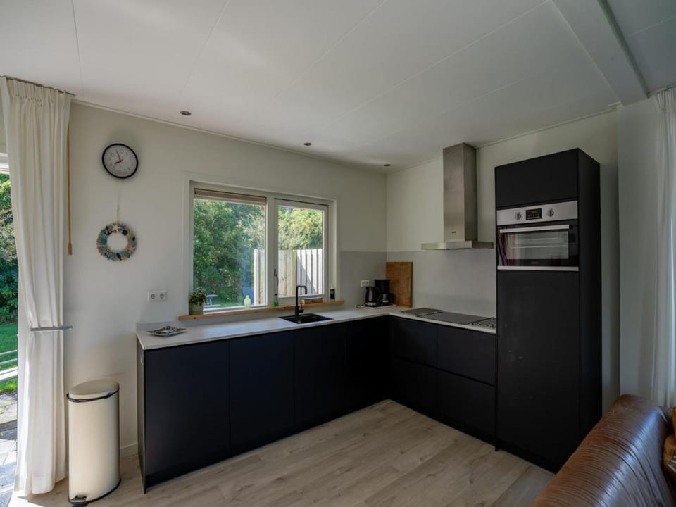Property building, Kitchen or kitchenette