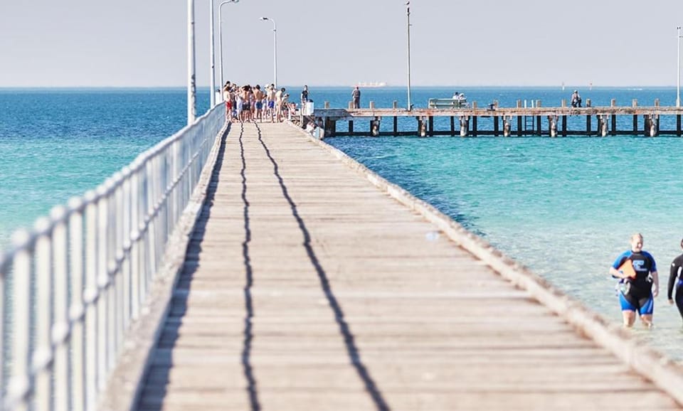 Seaside Retreat, Steps from the Beach! Apartment in Rosebud