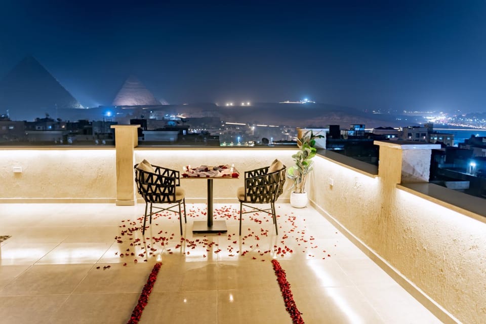 Night, View (from property/room), Seating area
