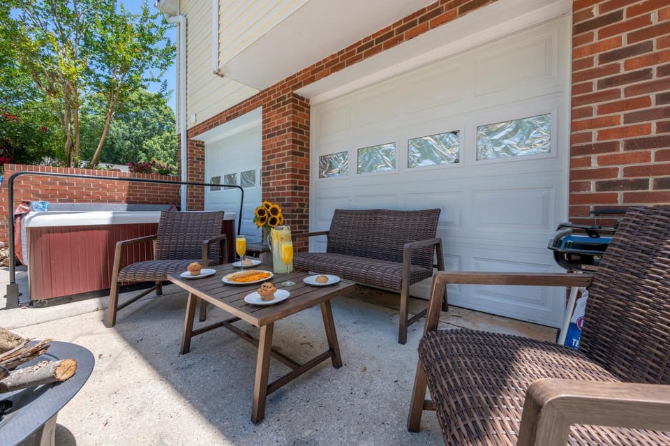 BBQ facilities, Seating area