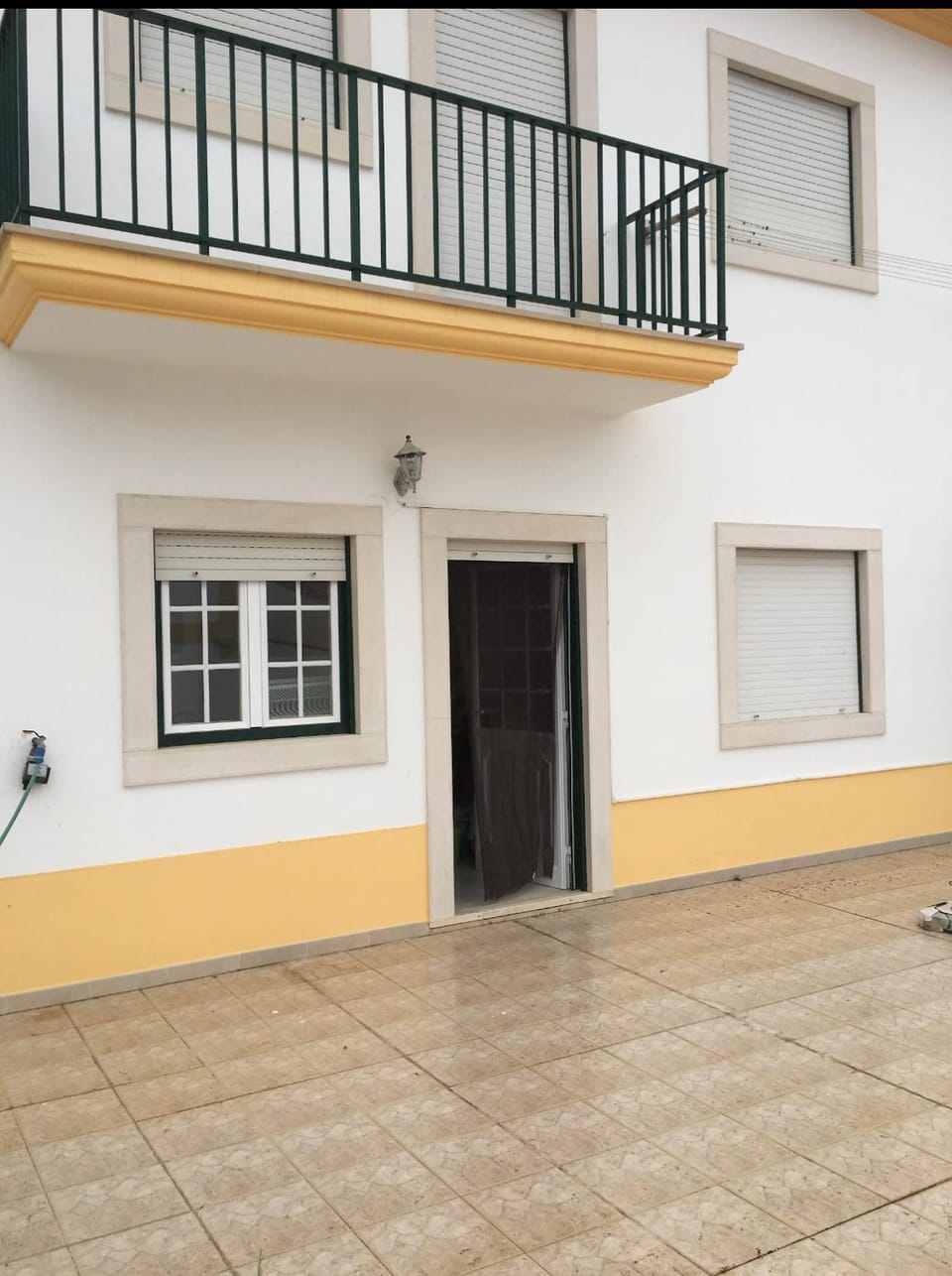 Property building, Balcony/Terrace