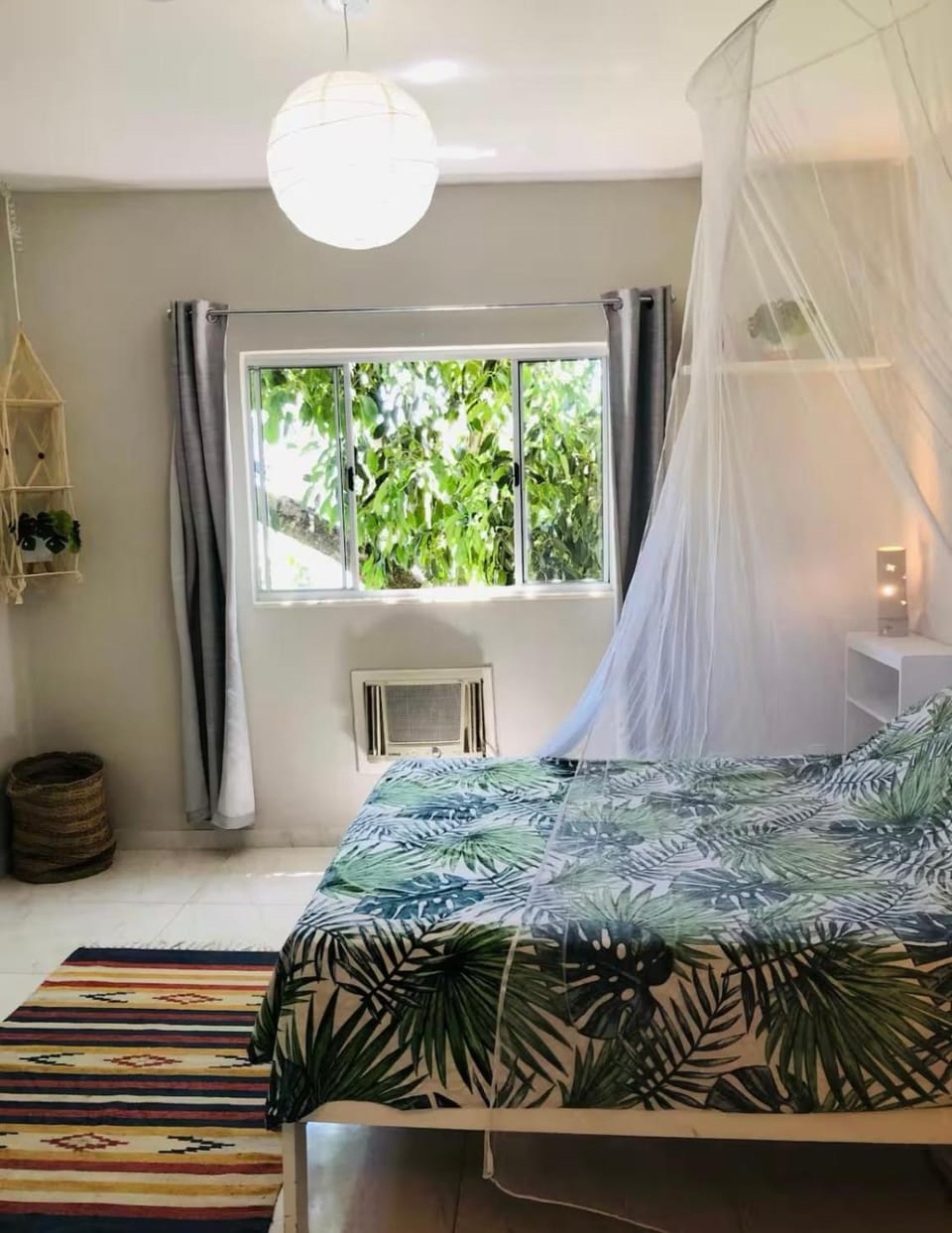 Spacious Room at Casa Danni Vacation rental in Rio de Janeiro