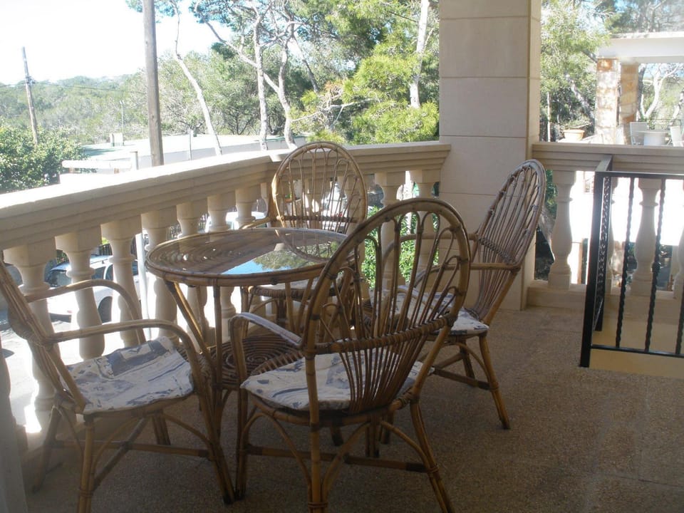 Balcony/Terrace, Photo of the whole room