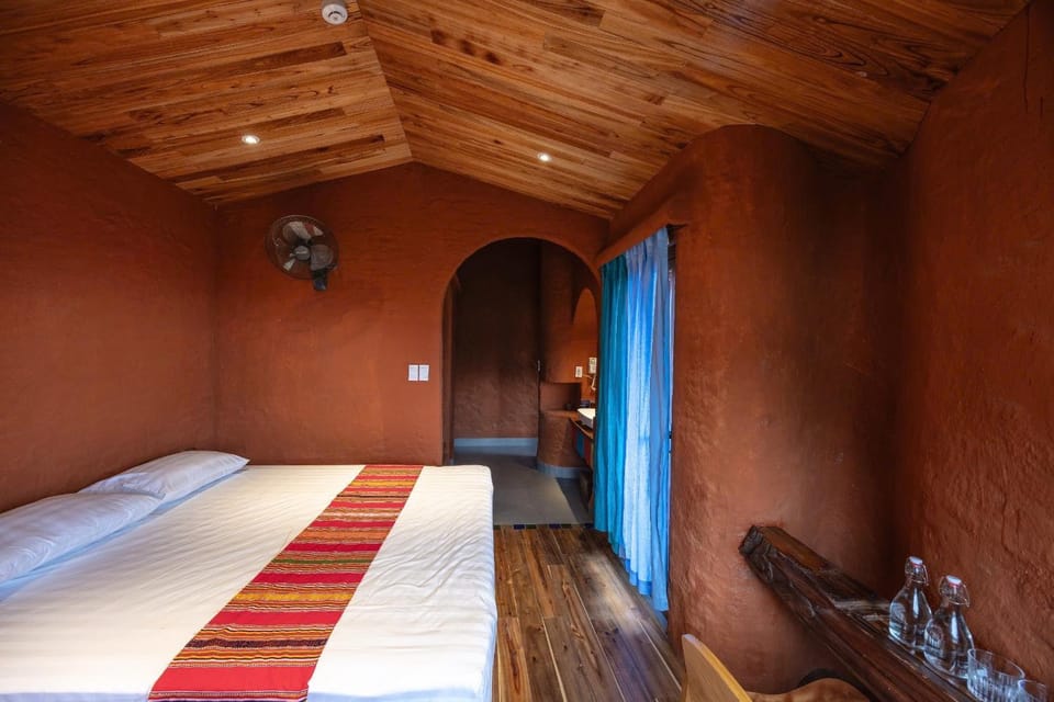 Nắng Hotels & Restaurants Hotel in Laos