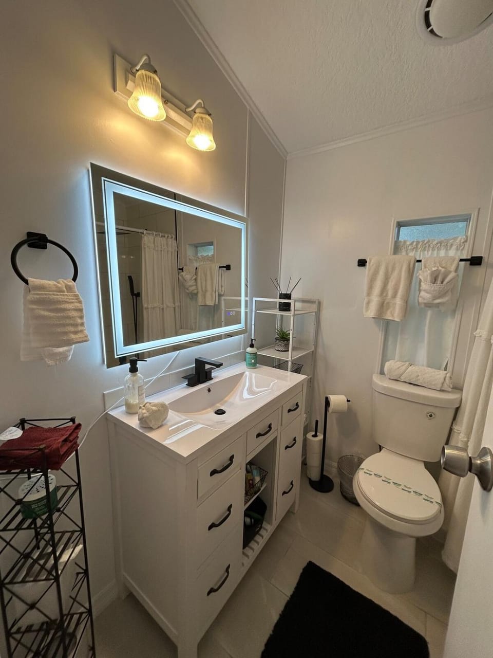 Your home away from home! Entire cottage- Disney House in Osceola County