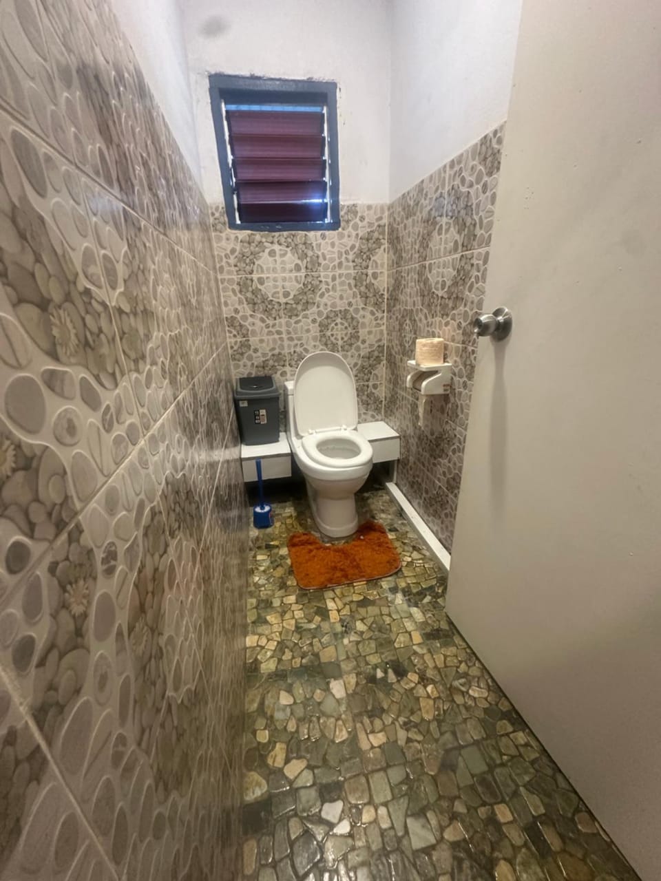 Toilet, Bathroom