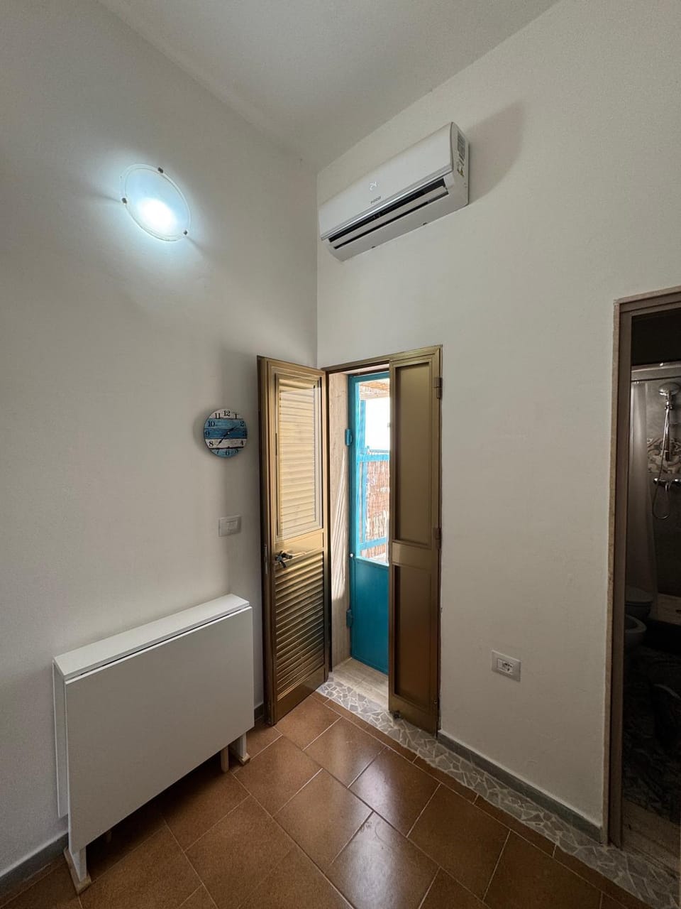 Dining area, air conditioner