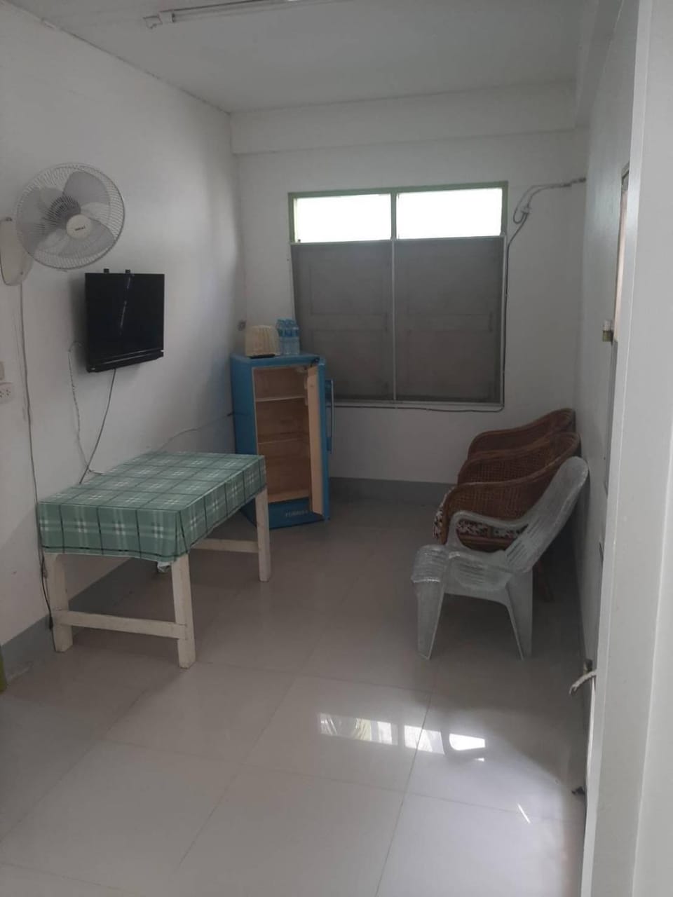 Communal lounge/ TV room, TV and multimedia, Photo of the whole room