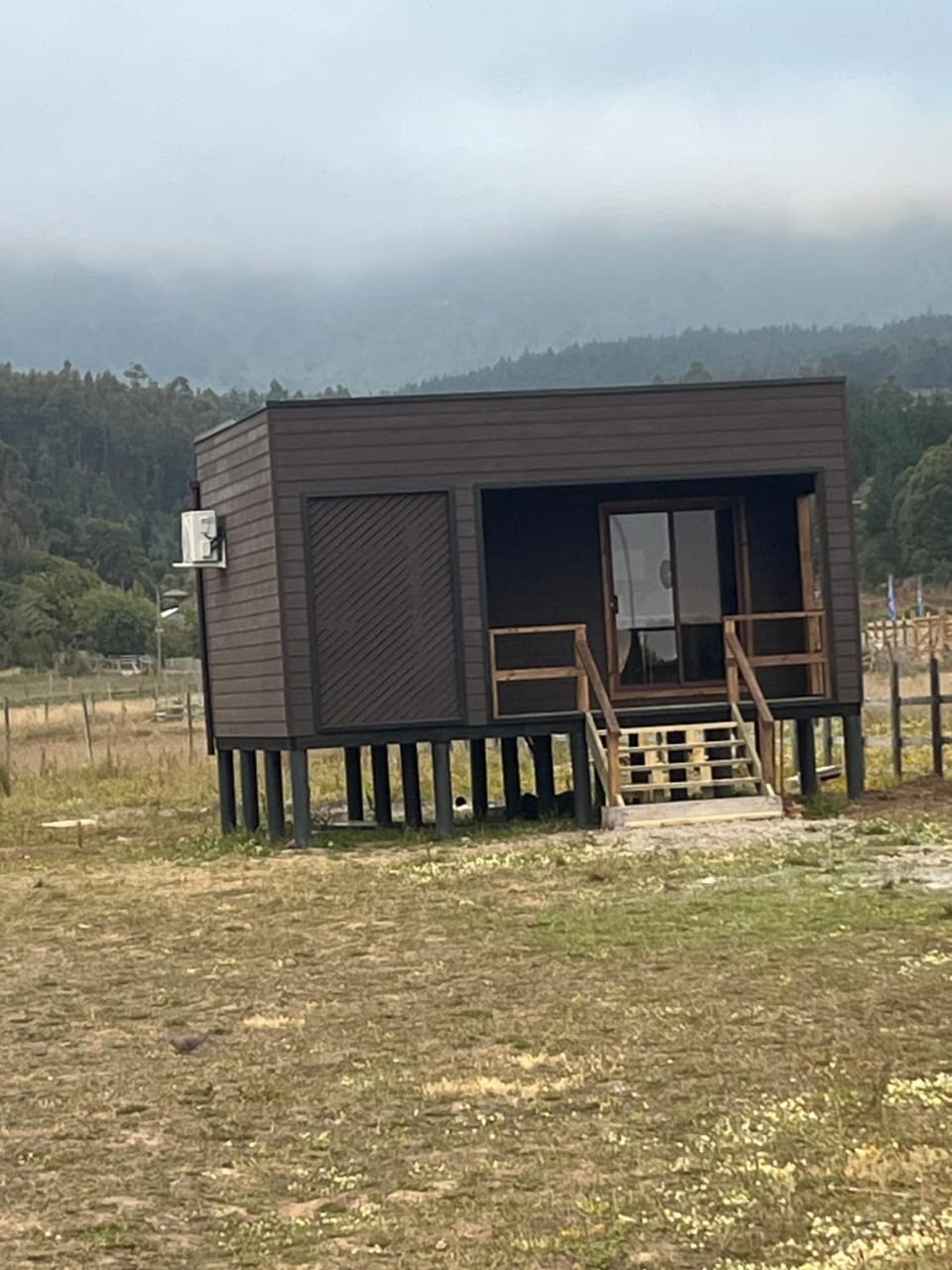 Property building, Day, Natural landscape, Mountain view