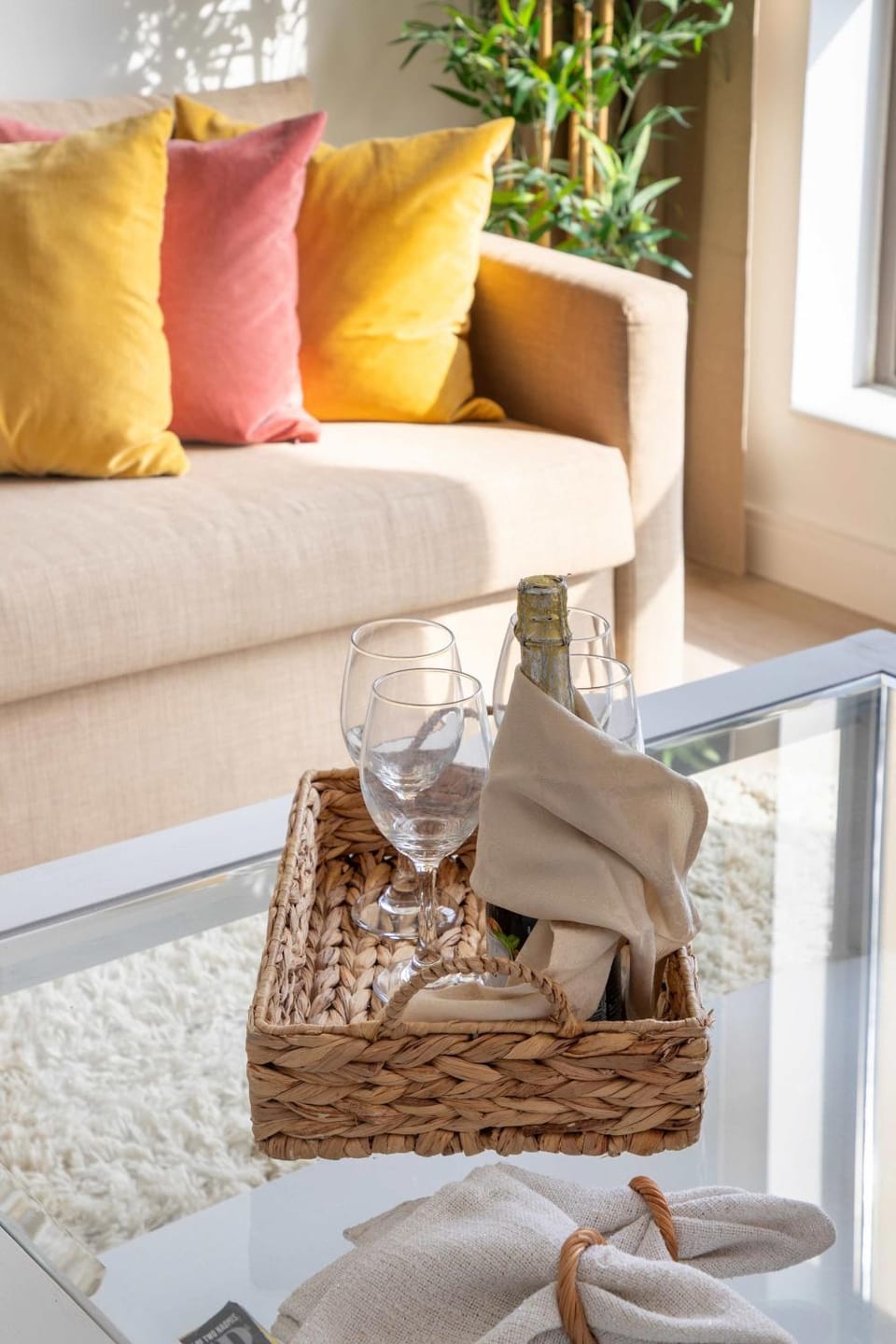 Frank Porter - Bahar 6 Apartment in Dubai