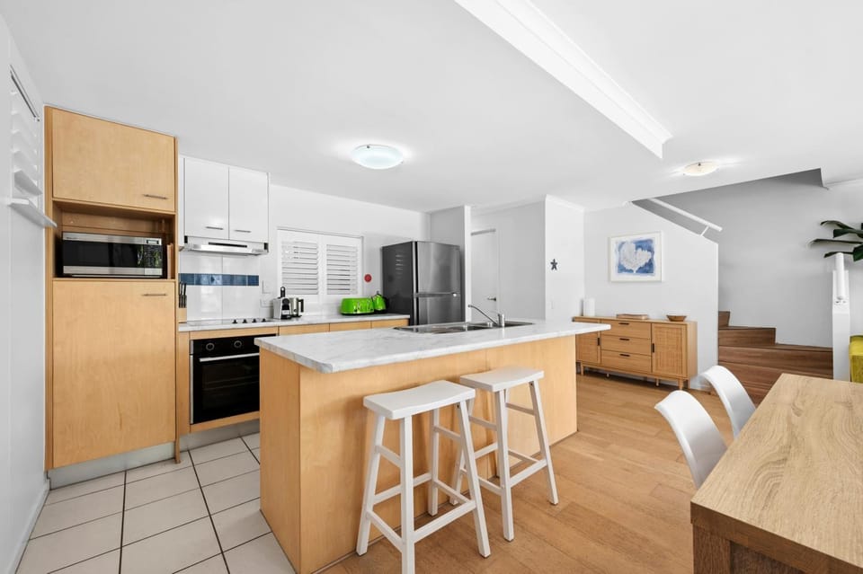 Spacious, 2 bedroom Townhouse in Noosaville Resort Apartment in Noosaville