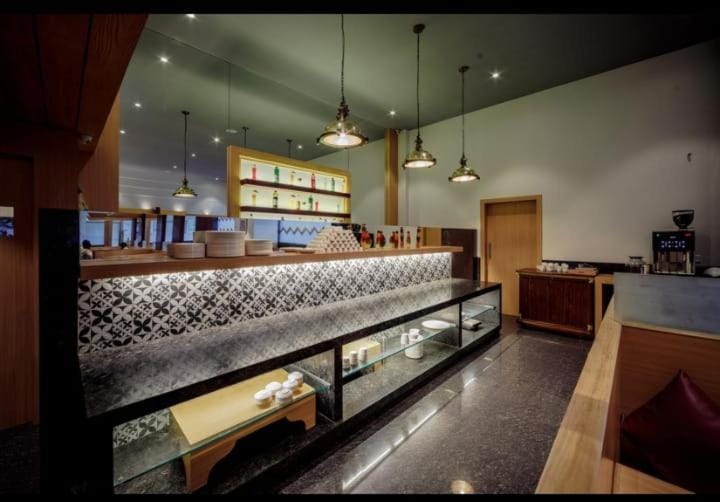 Restaurant/places to eat, Food and drinks, Food, Buffet breakfast
