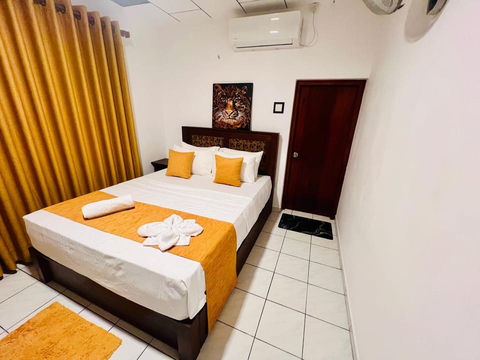 Bed, Bedroom, air conditioner