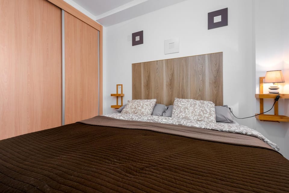 Living room, Bedroom