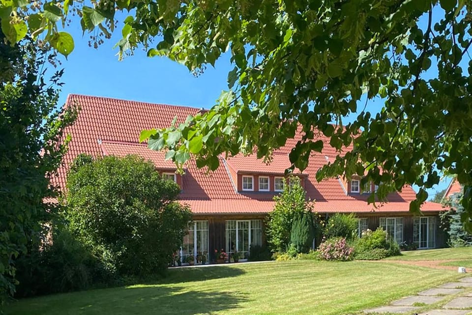 Garden, Garden view