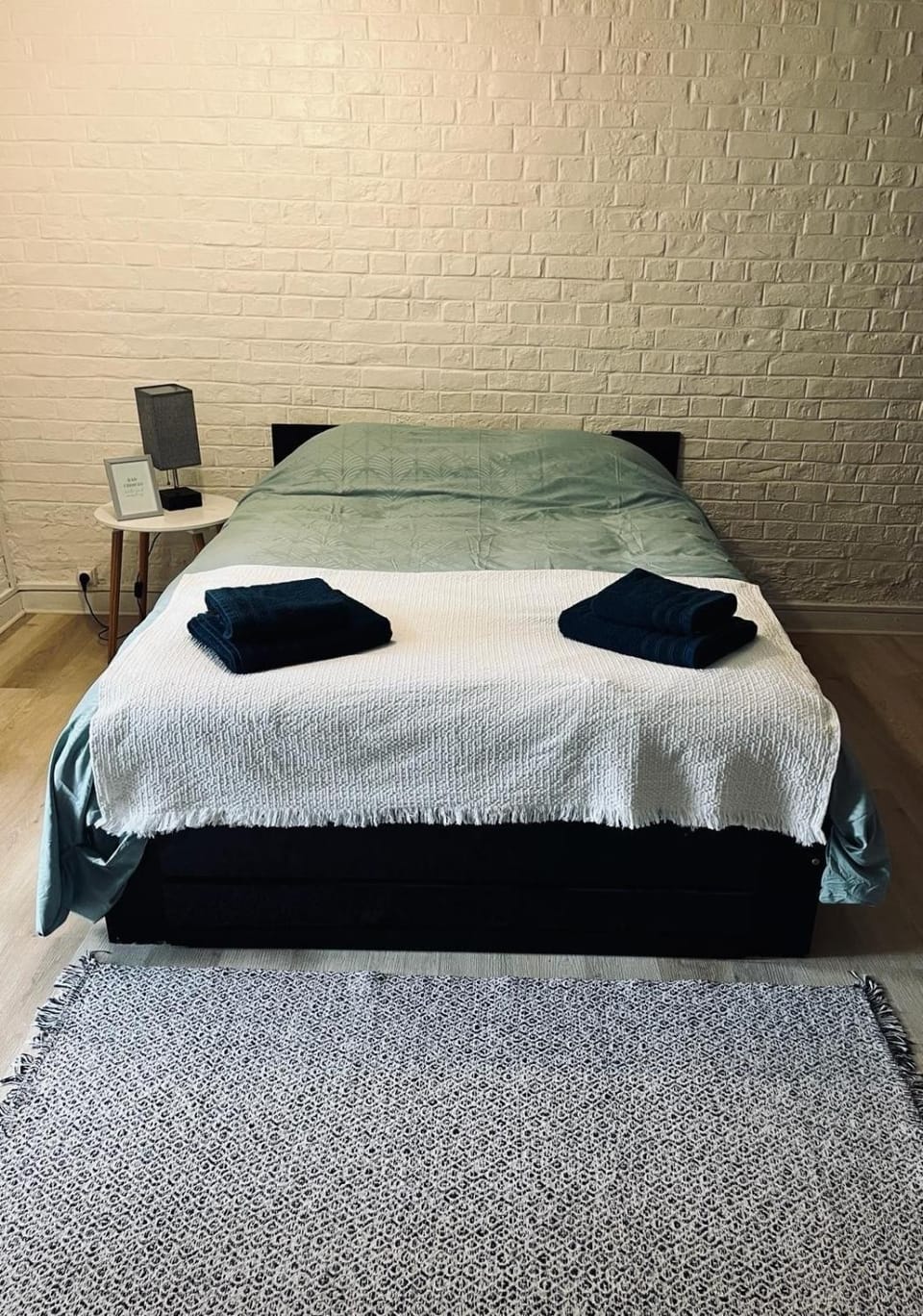 Rez-de-jardin proche Lille Apartment in Lille