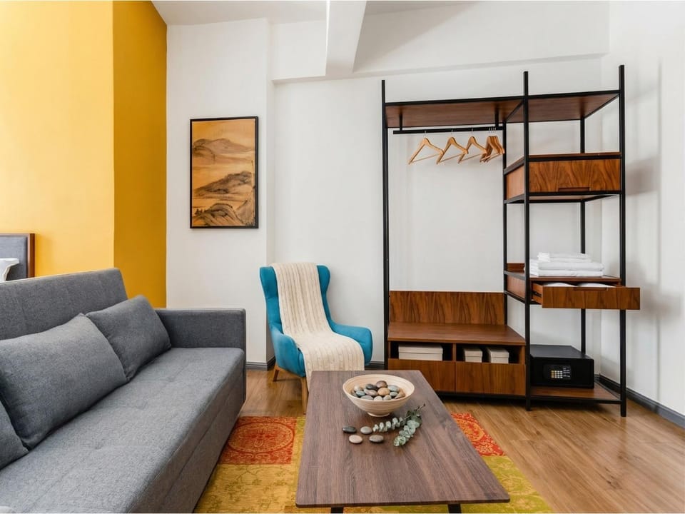 Living room, Seating area