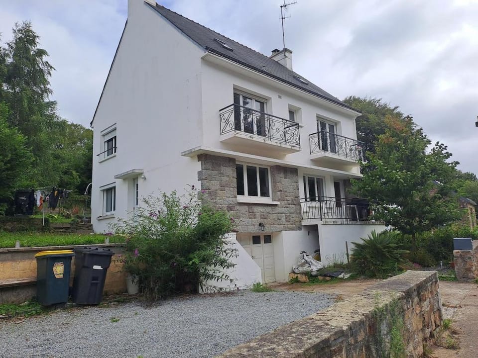 140 m2 , 3 lits 2 place et 1 canapé convertible 2 place House in Brittany