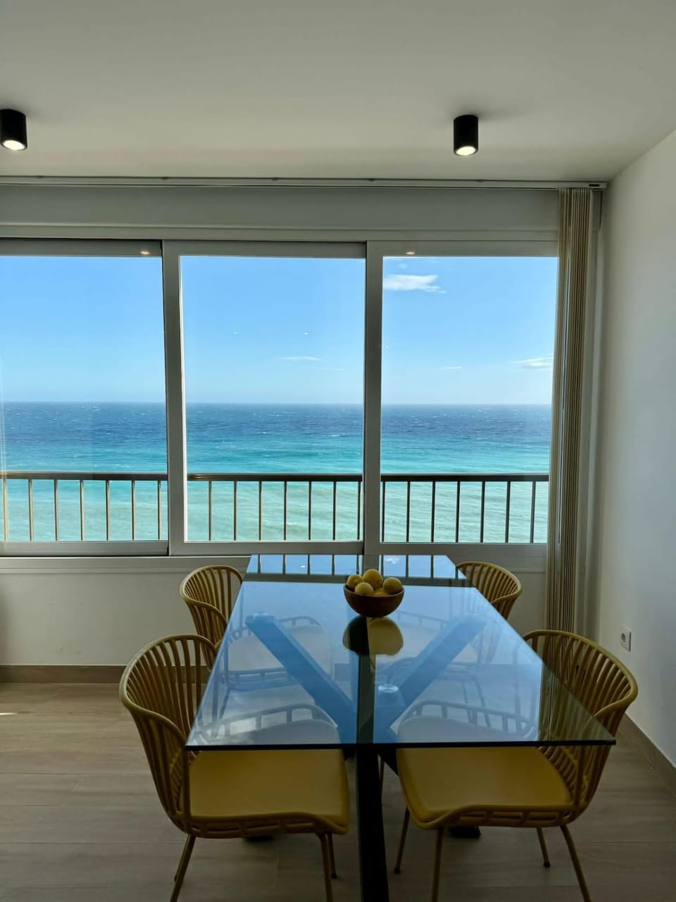 Natural landscape, View (from property/room), Balcony/Terrace, Living room, Seating area, Dining area, Sea view