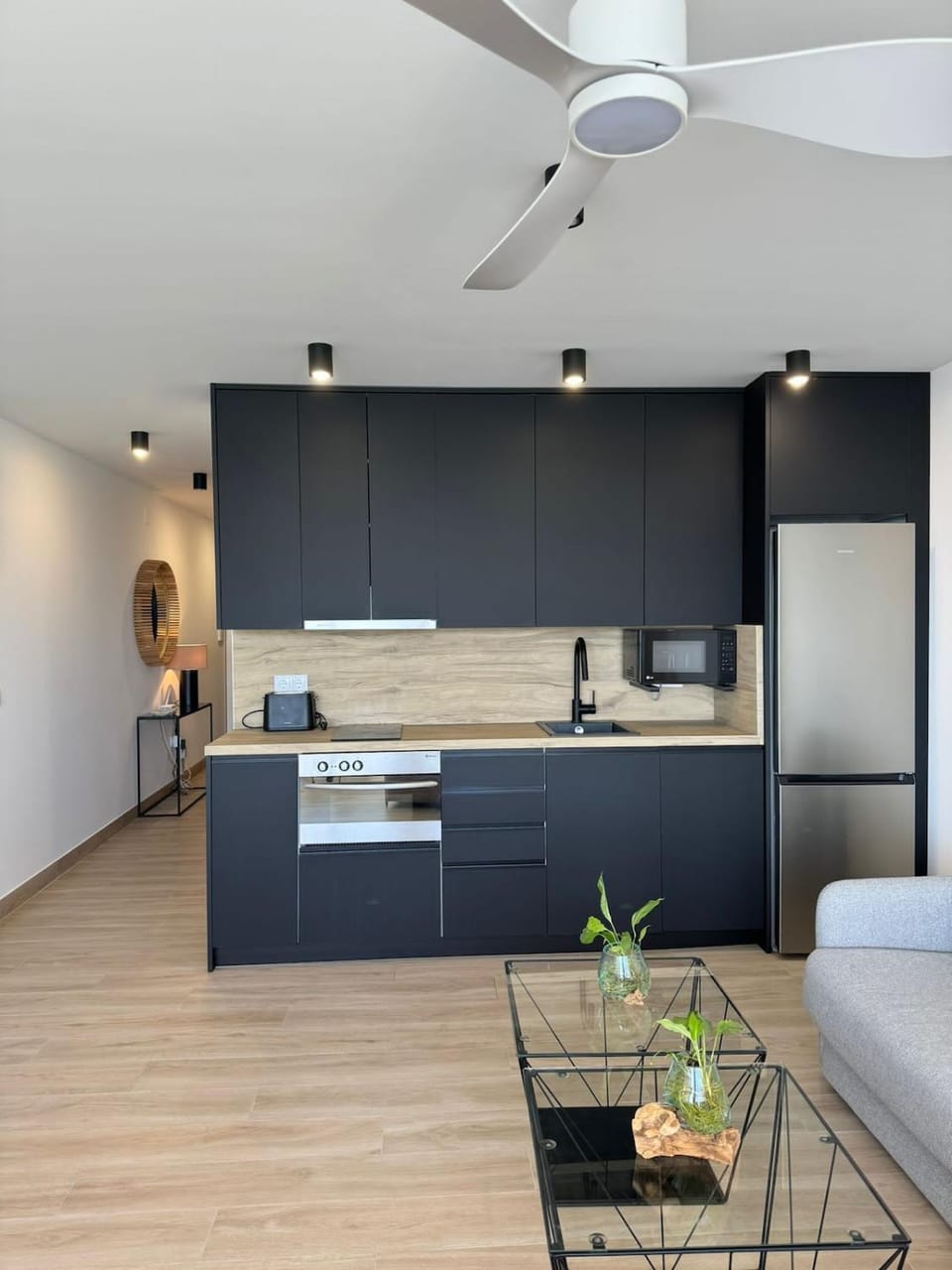Kitchen or kitchenette, oven, stove