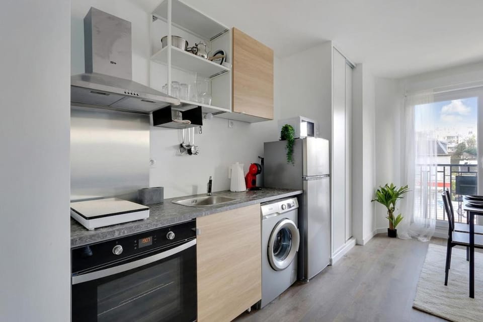 Studio spacieux à 2 minutes de Paris - 4 personnes Apartment in Île-de-France