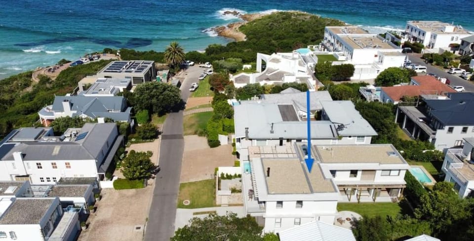 Lookout View - Luxury Villa Steps to Beach Villa in Plettenberg Bay