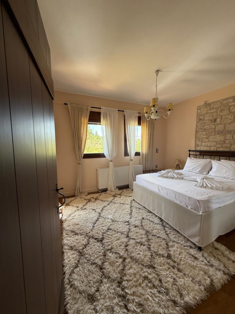 Vytina Mont et Sapin House in Arcadia, Greece