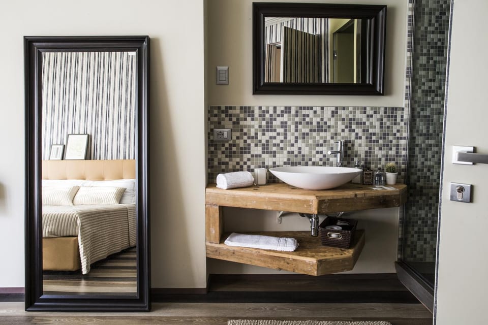 Decorative detail, Bedroom