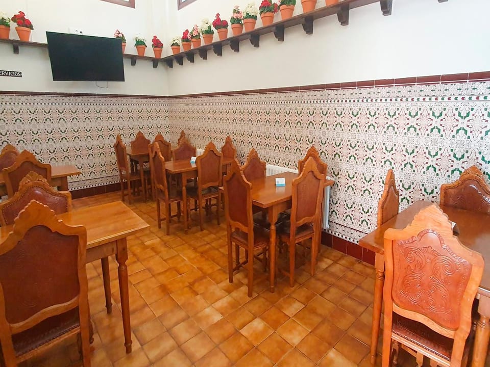 TV and multimedia, Dining area