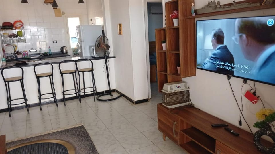 Kitchen or kitchenette, Living room, Dining area, kitchen