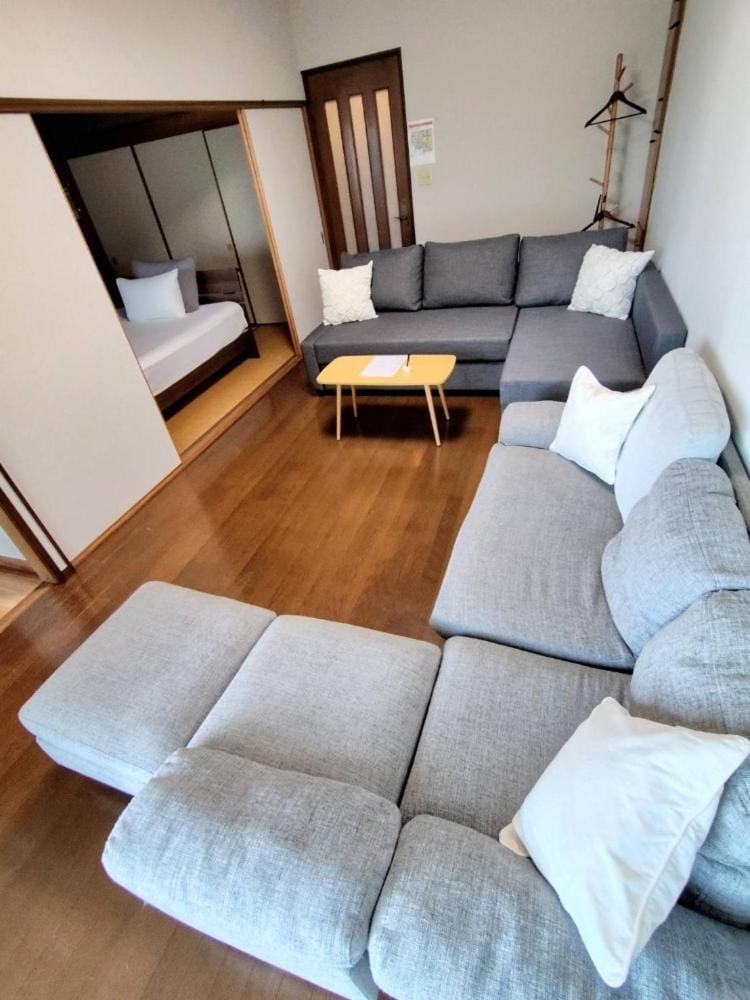 Chalet 広島 120square japanese one story house 13mins walk from 広島Station Apartment in Hiroshima