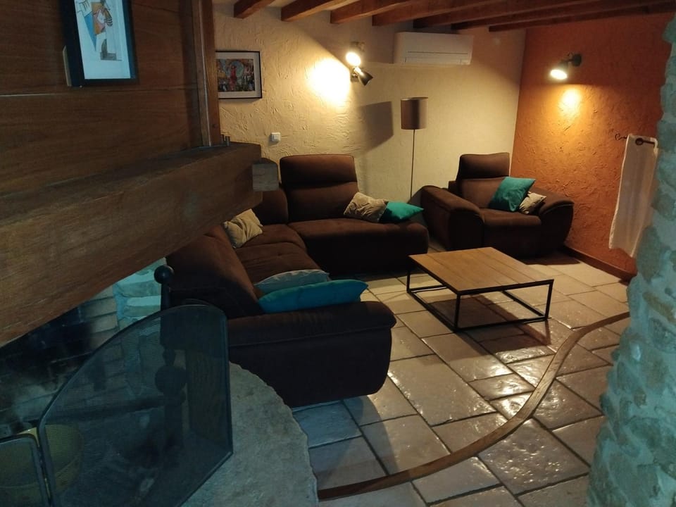 Large country home House in Auvergne-Rhône-Alpes
